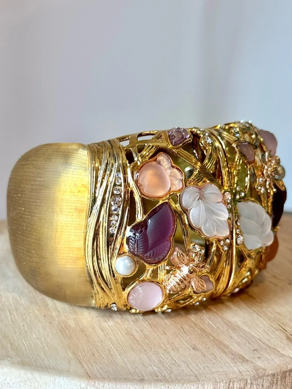 VTG Estate Alexis Bittar Secret Garden Bee Lucite Hinged Cuff Bracelet—Rare Find